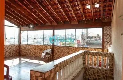 Sobrado com 4 dorms, 4 vagas, 120m2 na vila pereira barreto