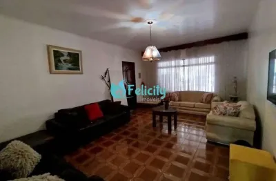 Sobrado com 3 dorms, 1 suíte, 2 vagas, 196m2 no parque maria domitila