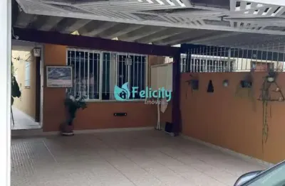 Sobrado com 3 dorms, 1 suíte, 2 vagas, 211m2 na chácara inglesa