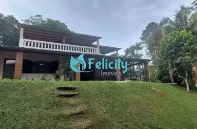 Casa de condominio com 3 dorms, 1 suíte, 8 vagas, 284m2 no parque rizzo - cotia