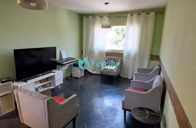 Sobrado com 3 dorms, 2 vagas, 154m2 no jardim maristela