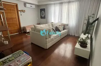 Sobrado com 2 suítes, 3 vagas, 100m2 no city pinheirinho