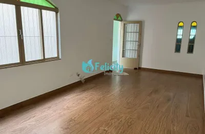 Sobrado com 3 dormitórios, 1 suíte, 248m2 no Jardim Vista Linda