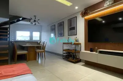 Sobrado de condomínio com 2 dorms, 2 vagas, 120m2 no Pq. São Domingos