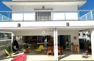 Casa novissima no condomínio costa nova no massaguaçu