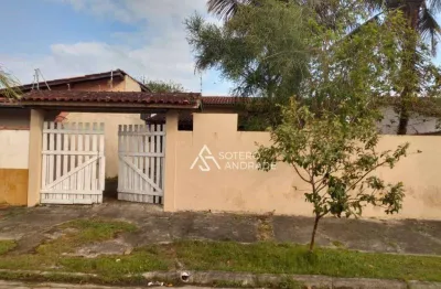 Casa com excelente localização no pontal santa marina