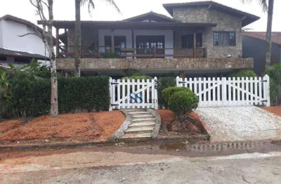 Belíssimo  imóvel com piscina no cond. mar verde na praia da mococa