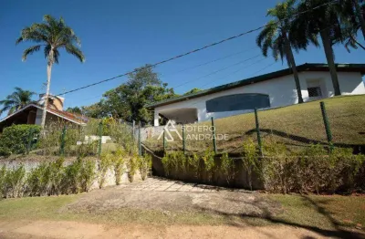 Linda casa dentro de condomínio fechado na praia da cocanha