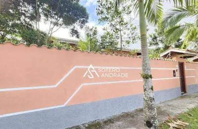Casa com 3 quartos para alugar na Alameda dos Pinheiros, 565, Cidade Jardim, Caraguatatuba