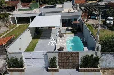 Linda  casa com localização privilegiada na praia massaguaçu