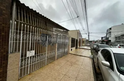 Casa à venda em rua pública, siqueira campos , aracaju, se