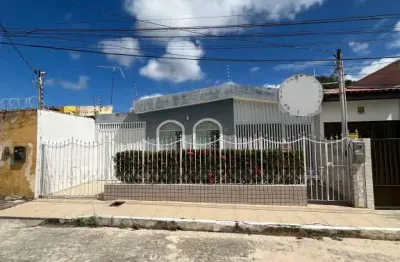 Casa com 4 quartos à venda na Travessa Genésia Fontes, 2, Suíssa, Aracaju