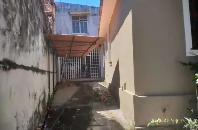 Casa para vender e alugar em rua pública, barris , salvador, ba