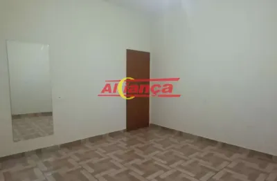CASA 40m² - COM 2 QUARTO PARA LOCAÇÃO NO PARQUE PRIMAVERA - R$1.000,00