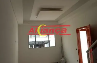 Sobrado individual para alugar, 2 quartos, sendo 1 suíte   - 2 vagas 99m², vila carmela i- guarulhos