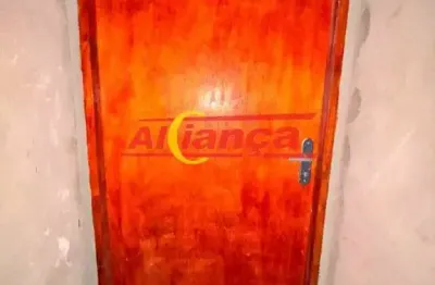 CASA 30m², 1 QUARTO PARA LOCAÇÃO NA VILA SÃO RAFAEL - GUARULHOS - SP R$ 1.000,00