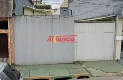 Casa comercial térrea com 3 salas, 6 vagas de garagem, cozinha, wc, para alugar, 90m² -