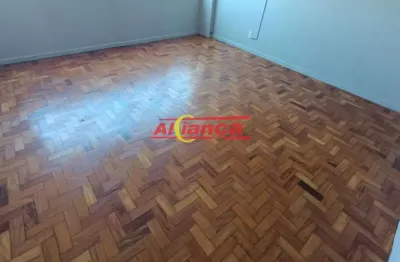 Sala comercial com 68,50m² à locação no centro de guarulhos por r$ 1.375,00
