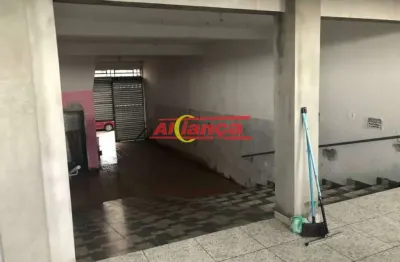 Salão para alugar, 300m² com 2 vagas de garagem - cidade soberana por r$ 2.500,00