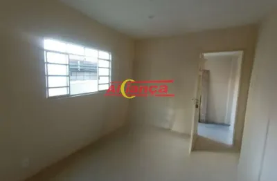 Casa para alugar com 2 quartos, sendo um quarto aos fundos, vila moreira -guarulhos por r$: 1.800,00