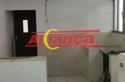 Casa com 40m², 1 quarto, no jardim adriana - guarulhos/sp por r$ 1.000,00