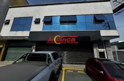 Salão para alugar, 240m² - bairro - jardim santa mena guarulhos/sp