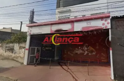 Salão com 170m², 2 banheiros e 3 vagas na frente do imóvel no jd. são joão - por r$ 6.500,00