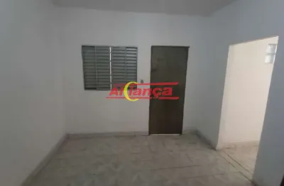 Casa com 1 quarto para alugar e 1 banheiro,  40m² - jd santa emilia - guarulhos/sp - por r$1.000,00