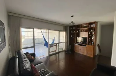 Apartamento *cobertura* com 3 dormitórios sendo 1 suíte, 3 banheiros , sala 2 ambiente na parte de b