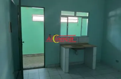 Casa com 2 quartos para alugar,  40m² - Parque Santos Dumont - Guarulhos/SP