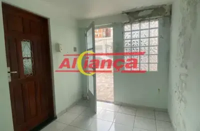 Casa comercial para alugar com 02 quartos, 02 vagas, centro - guarulhos/sp por r$ 3.100,00