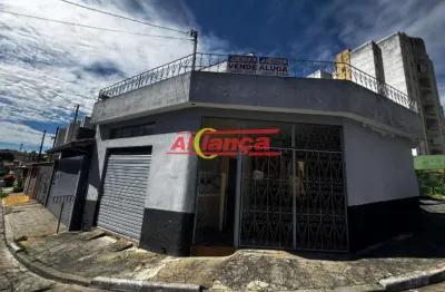 Sobrado individual com 3 quartos para alugar sendo 1 suite, 154,60m² por r$ 2.200,00