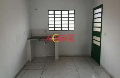 Casa com 2 quartos para alugar no Jardim Diogo, Guarulhos 