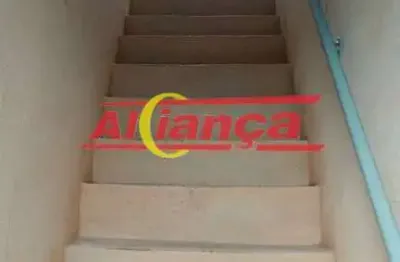 Casa 125m² - com 2 quartos para locação no pq. santos dumont - r$1.000,00