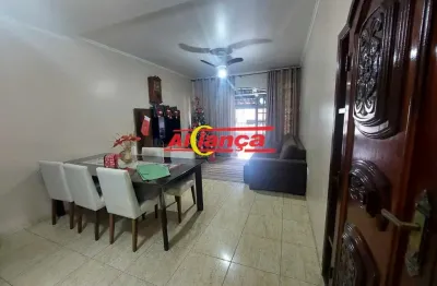 Sobrado para alugar 3 quartos, sendo 1 suíte e 6 vagas, 300m², parque continental ii-r$ 4.500,00