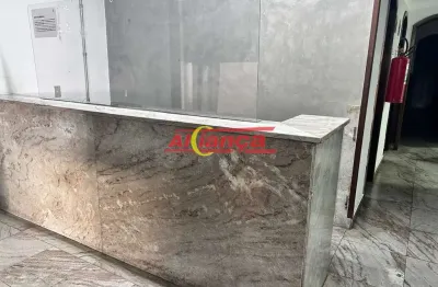 Casa comercial com 6 salas, 3 banheiros , cozinha, centro - guarulhos  por r$: 6.000,00