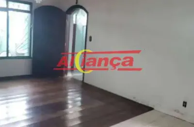 Casa para alugar com 3 quartos e 6 vagas de garagem 220m²- centro - guarulhos r$8.000,00