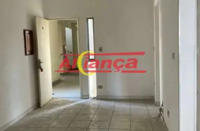 Apartamento com 2 quartos e 1 vaga no centro de guarulhos - por r$ 1300,00