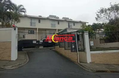Sobrado em condomínio residencial para alugar com 3 quartos, 1 suíte ,2 vagas  por r$: 6000,00