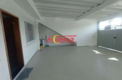 Casa para alugar com 1 quarto sendo suíte, 2 banheiros,3 vagas de garagem- 60m²- cumbica - guarulhos