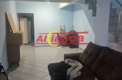 Sobrado para alugar com 3 quartos, 1 vaga, 100m², vila rio de janeiro - guarulhos/sp por r$ 2.500,00