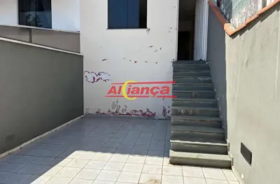 Sobrado para alugar, 2 quartos e 2 vagas, 110m², -jardim vila galvão- guarulhos/sp por r$3.300,00