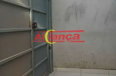 Casa para alugar com 1 quarto, 1 baheiro, sala e cozinha- 48m²-cidade soberana - guarulhos - sp