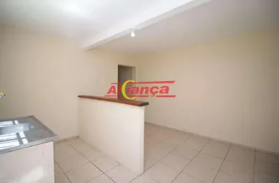 Casa para alugar com 01 quarto, 01 vaga, 37m², jardim presidente dutra - guarulhos r$ 1.000