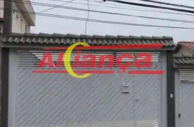 Linda casa terrea com 3 dorms, sendo 1 suíte para alugar no  taboão - guarulhos/sp