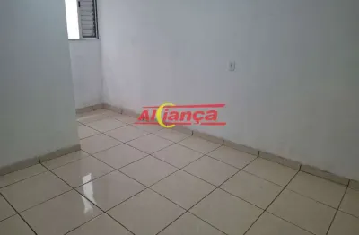 Casa para alugar com 1 quarto, área de serviço - vila izabel - guarulhos por r$: 1.000,00