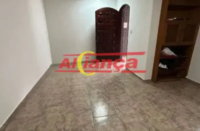 Sobrado 150m², com 2 quartos pra locação no bairro torres tibagy -guarulhos