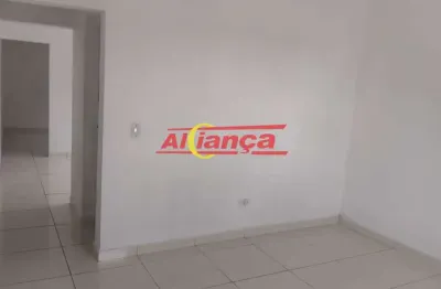 Casa 125m², com 2 quartos à locação no jardim itapuã - itaquaquecetuba