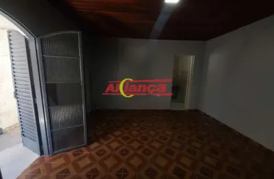 Casa 100m², com 2 quartos, sendo 1 suíte para alugar no vila florida.