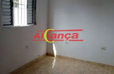Casa em condomínio fechado com 1 quarto para alugar no Taboão, Guarulhos 